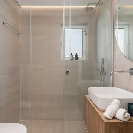 2-bdr Sv Elegance Luxury With Shared Pool * 아테네