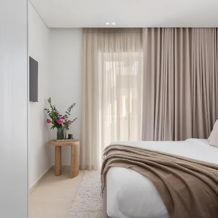 2-bdr Sv Elegance Luxury With Shared Pool 아파트